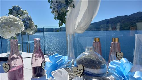 Allestimento per rito della sabbia sul lago d'Orta Il Giardinetto di Pettensco (NO)