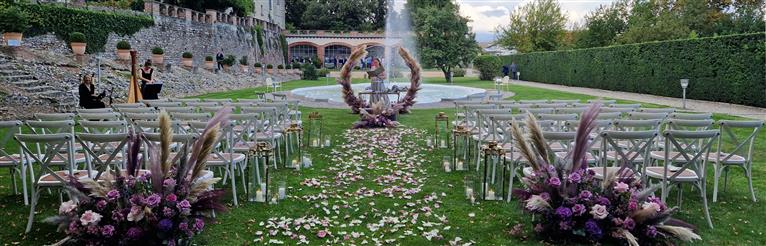 Allestimento per cerimonia simbolica a Castello Silvestri